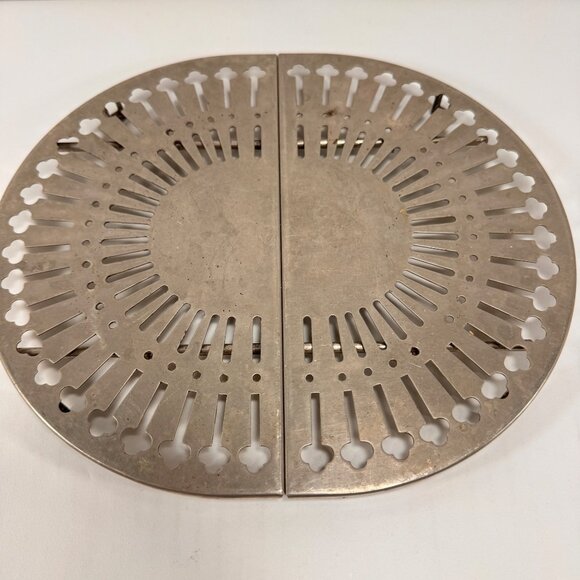 Vintage Kitchen Trivet Hot Plate Folding Aluminum Expandable Counter MCM Decor - Picture 2 of 11